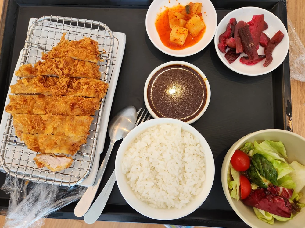 라한 룸서비스 - 돈까스