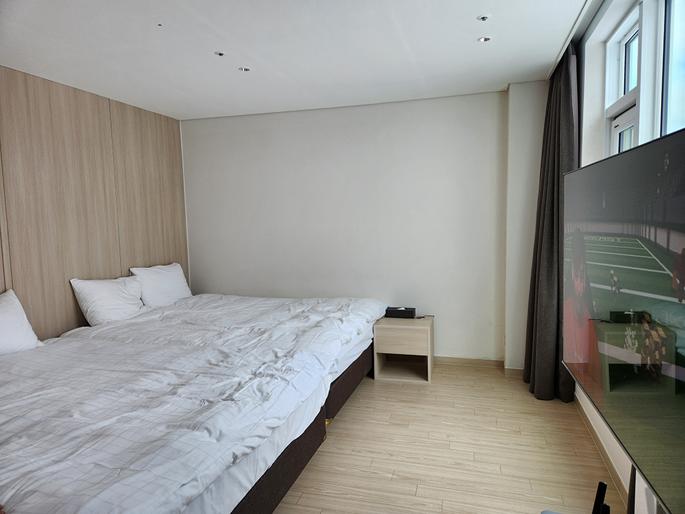 더블 침대 붙이기~